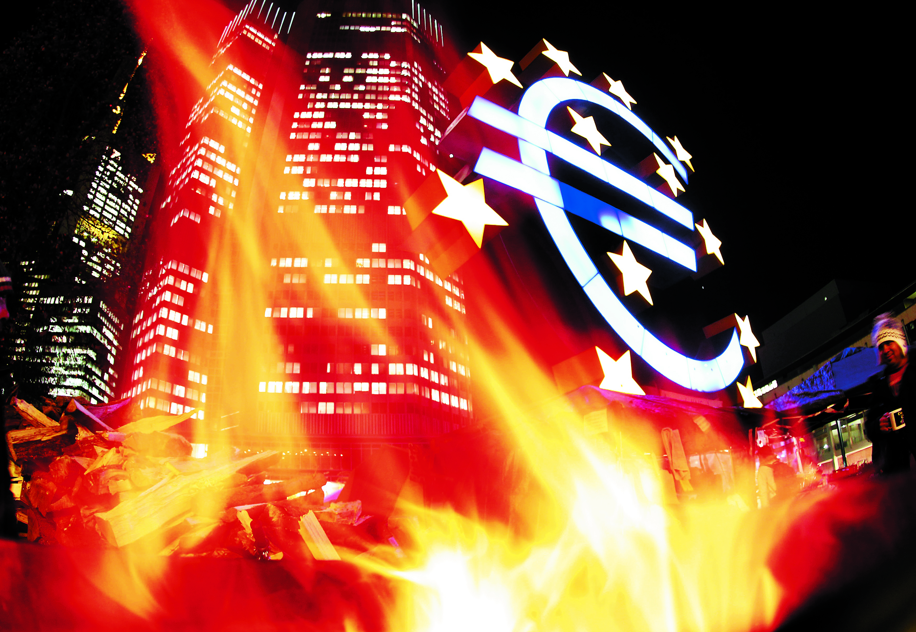Τ. Γκάρτον Ας: «Τελευταία ευκαιρία για τη Γερμανία να σώσει την ευρωζώνη»